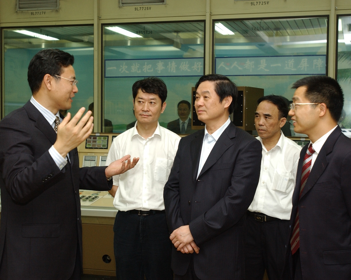 b5759378f59144bcacbcfe73961036e4